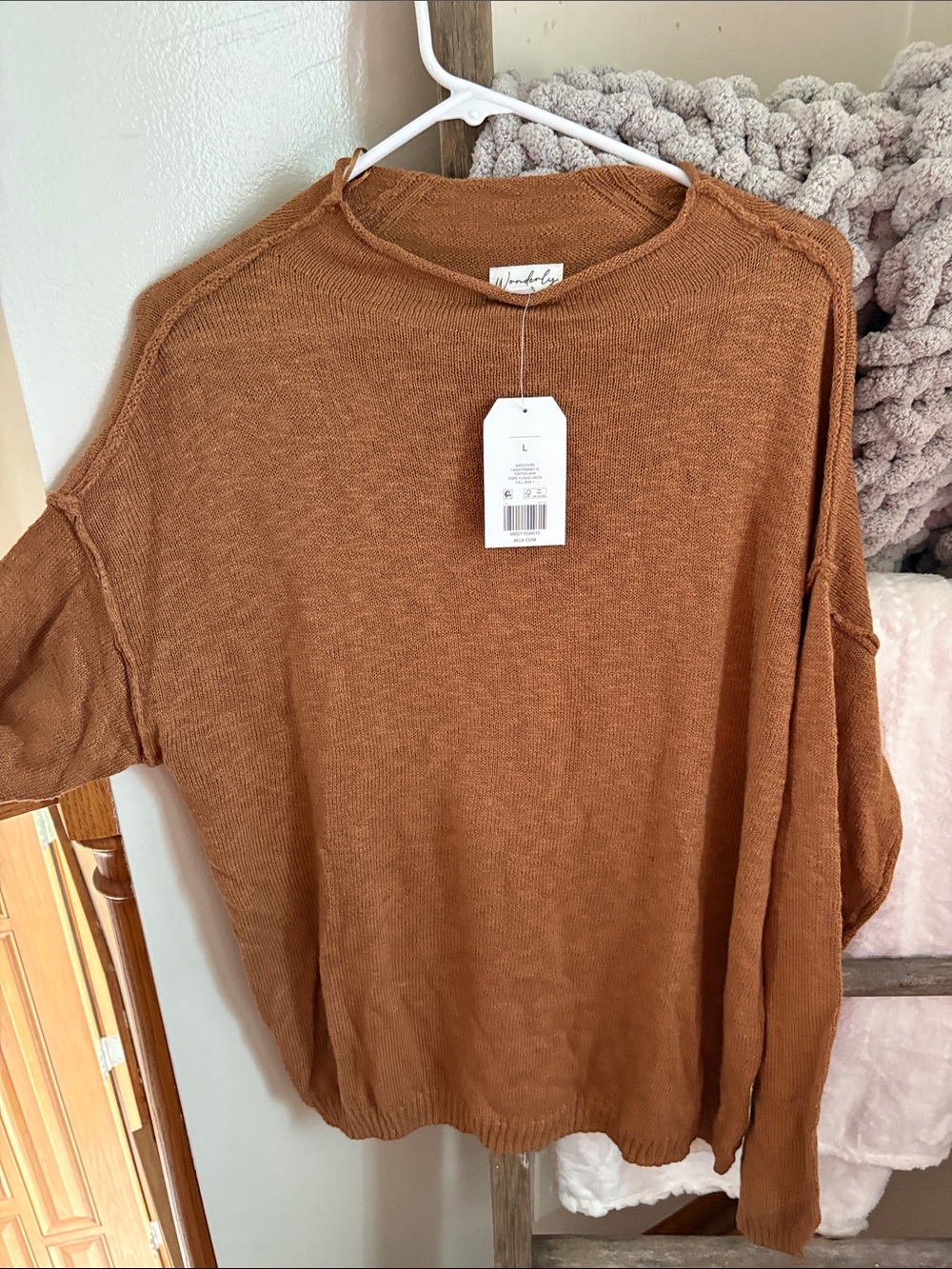 Wonderly Lightweight Crewneck Sweater in Rust